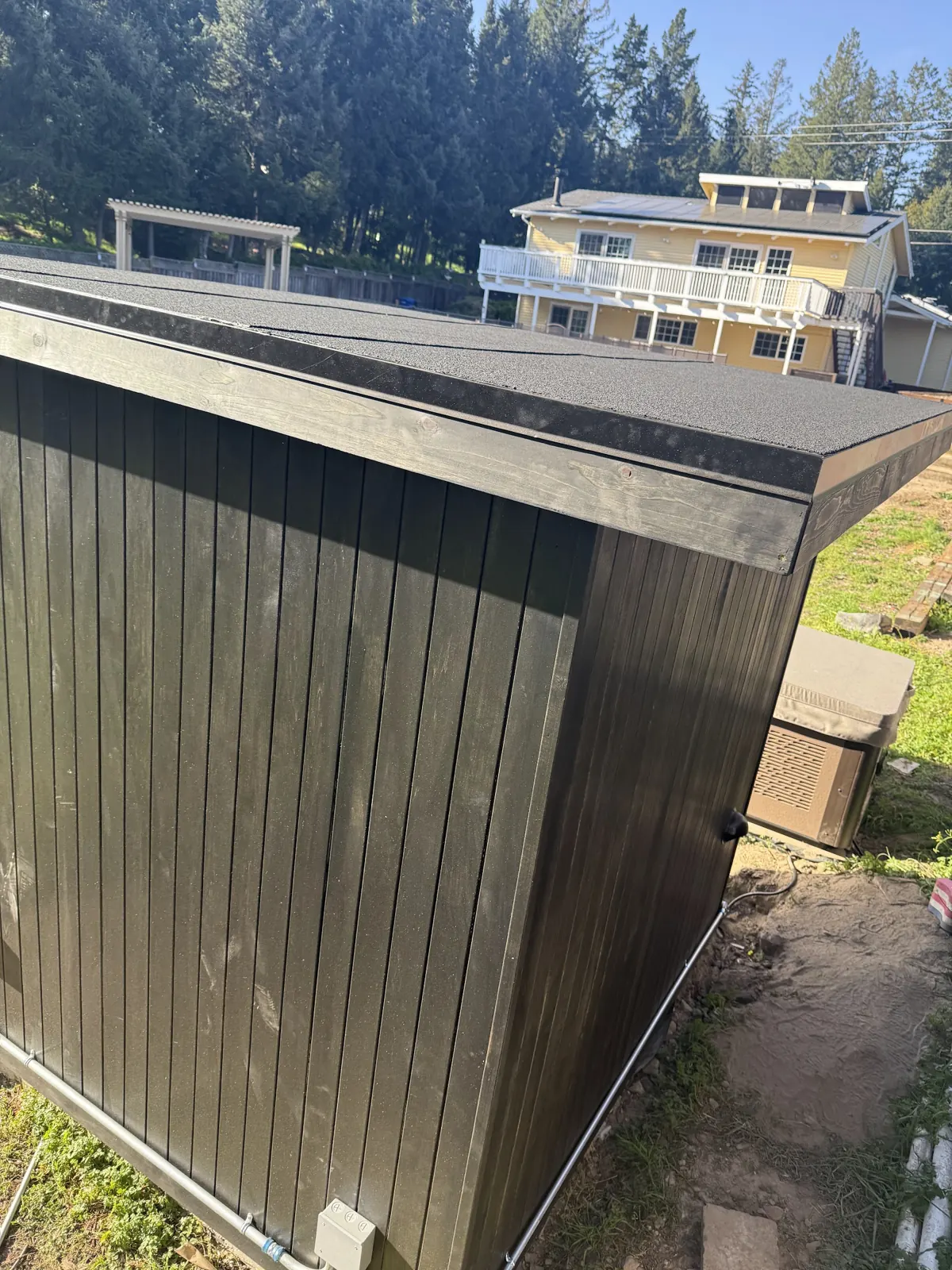 Custom outdoor sauna in black aspen, Los Gatos: photograph 6