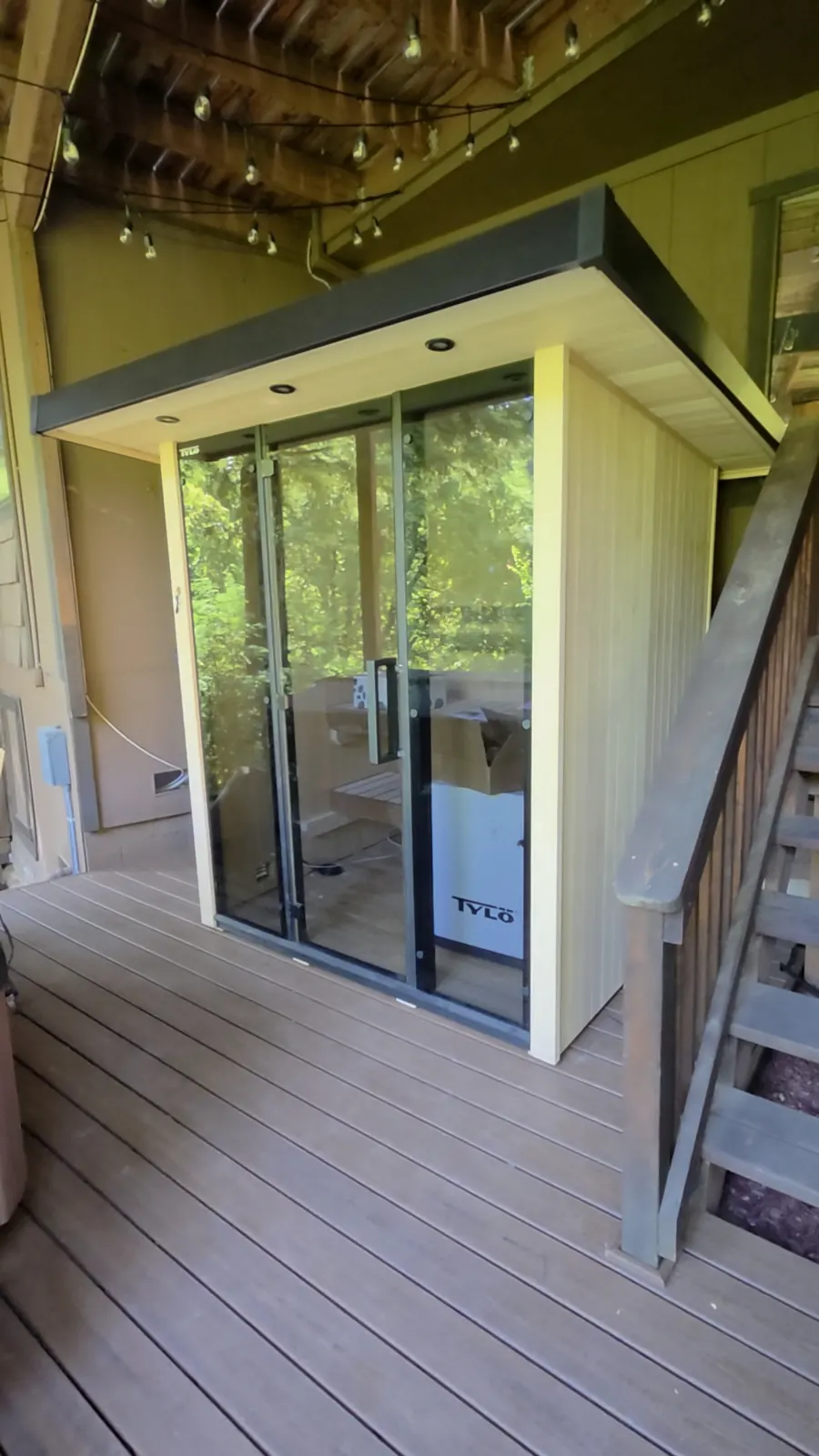 Tylö Lulea 3 on a covered deck, Los Gatos: photograph 2