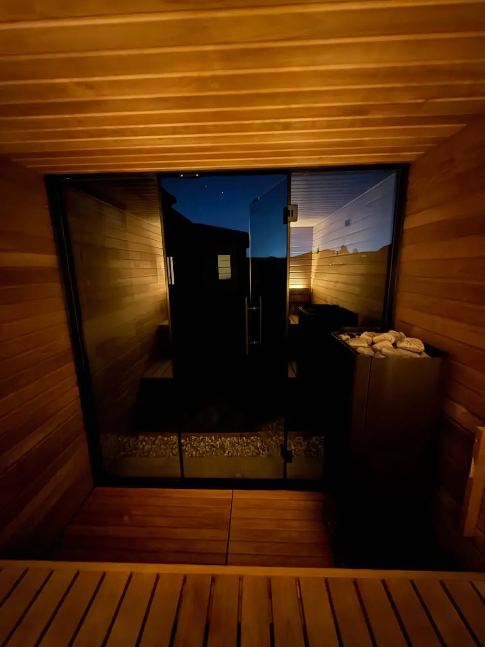 Auroom Mida L with a Saunum heater, Moraga: photograph 6