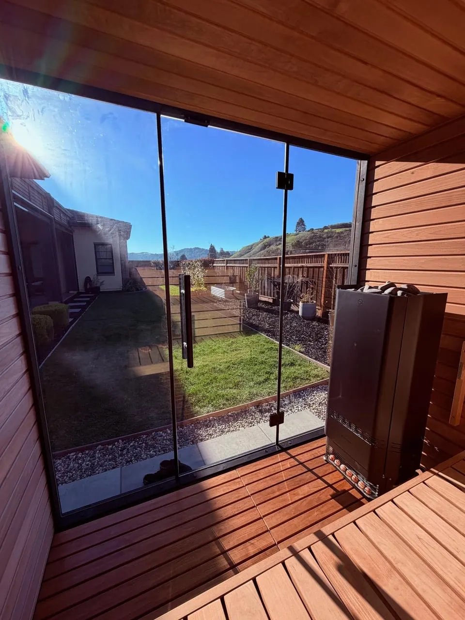 Auroom Mida L with a Saunum heater, Moraga: photograph 7