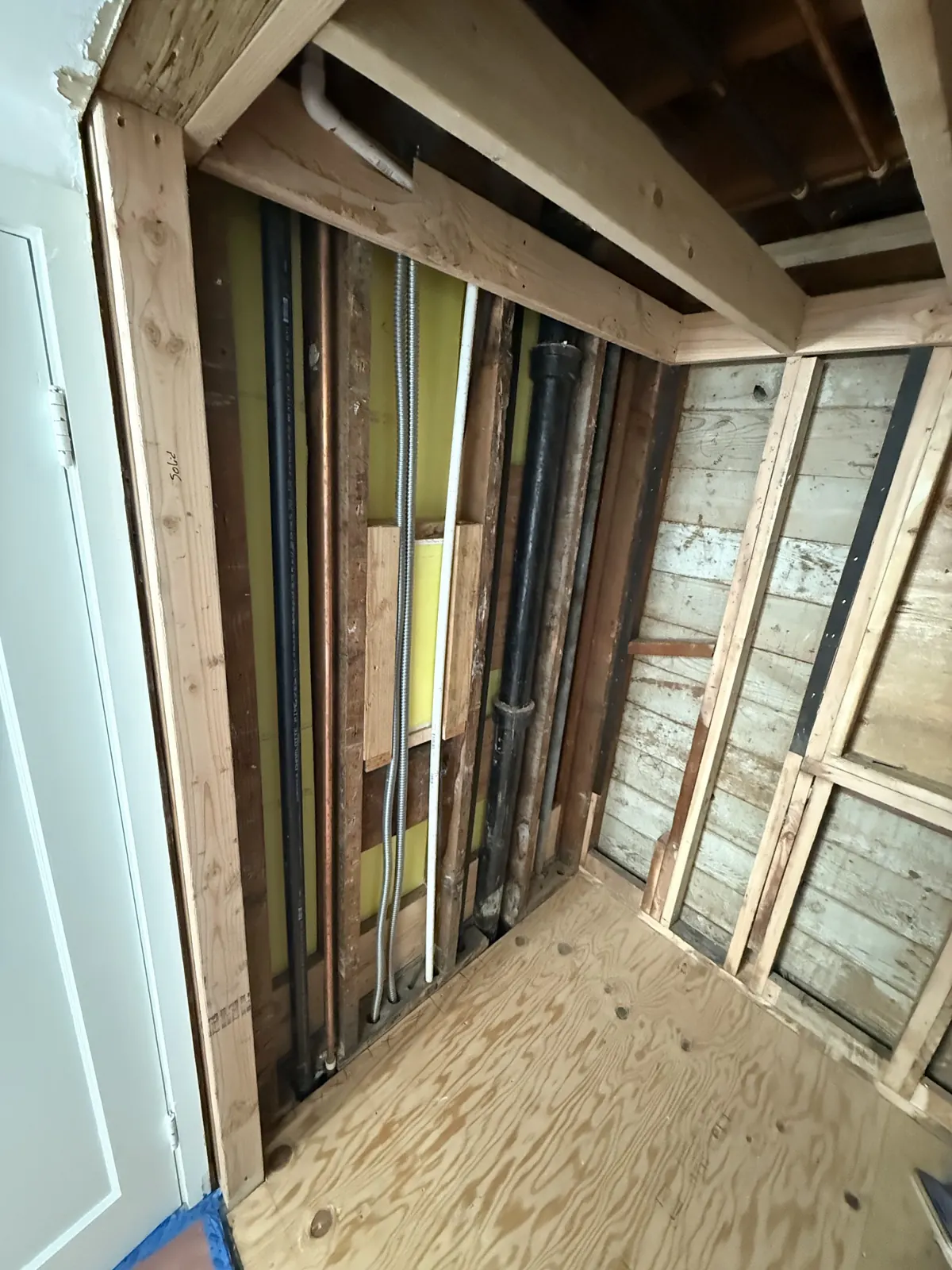 Custom Finnleo infrared sauna, Orinda: photograph 2