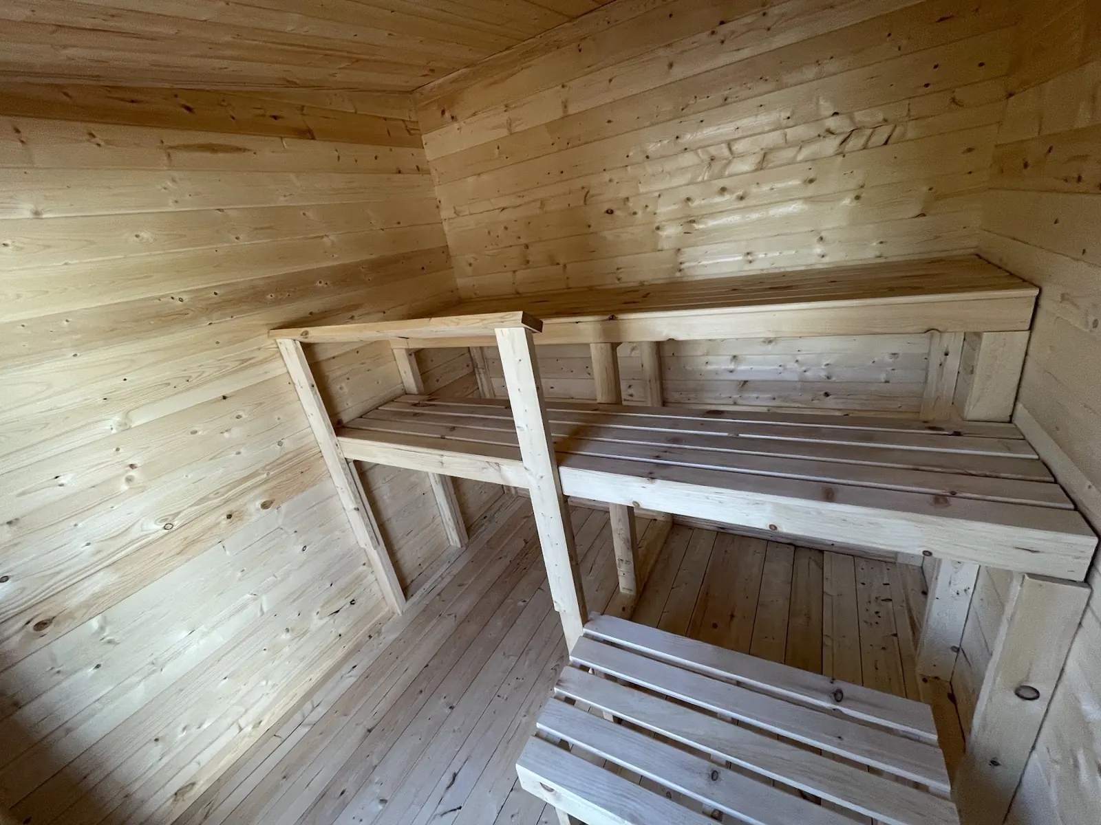 8' × 8' outdoor sauna with a HUUM heater, San Mateo: photograph 4