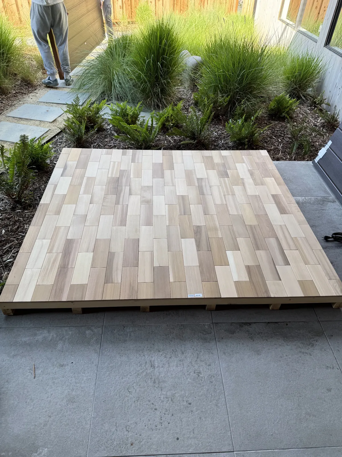 Golden Designs Bergen, six-person outdoor sauna, Tiburon: photograph 7